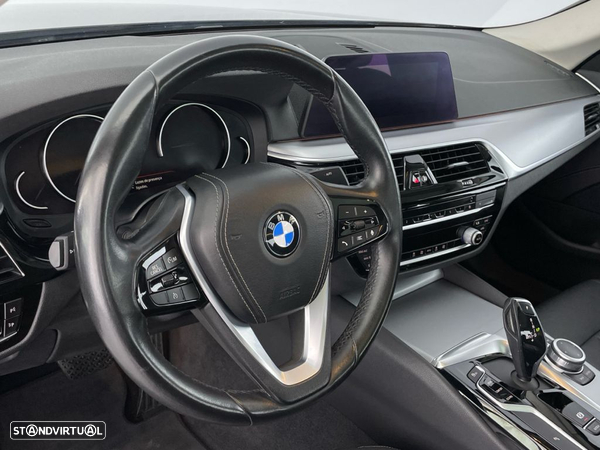 BMW 520 - 21
