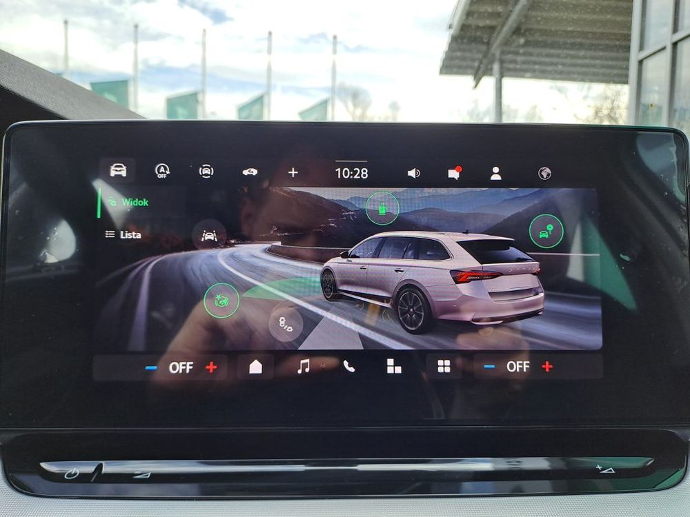 SKODA OCTAVIA 1.5 TSI 150KM ESSENCE DRIVE, dostępna od ręki