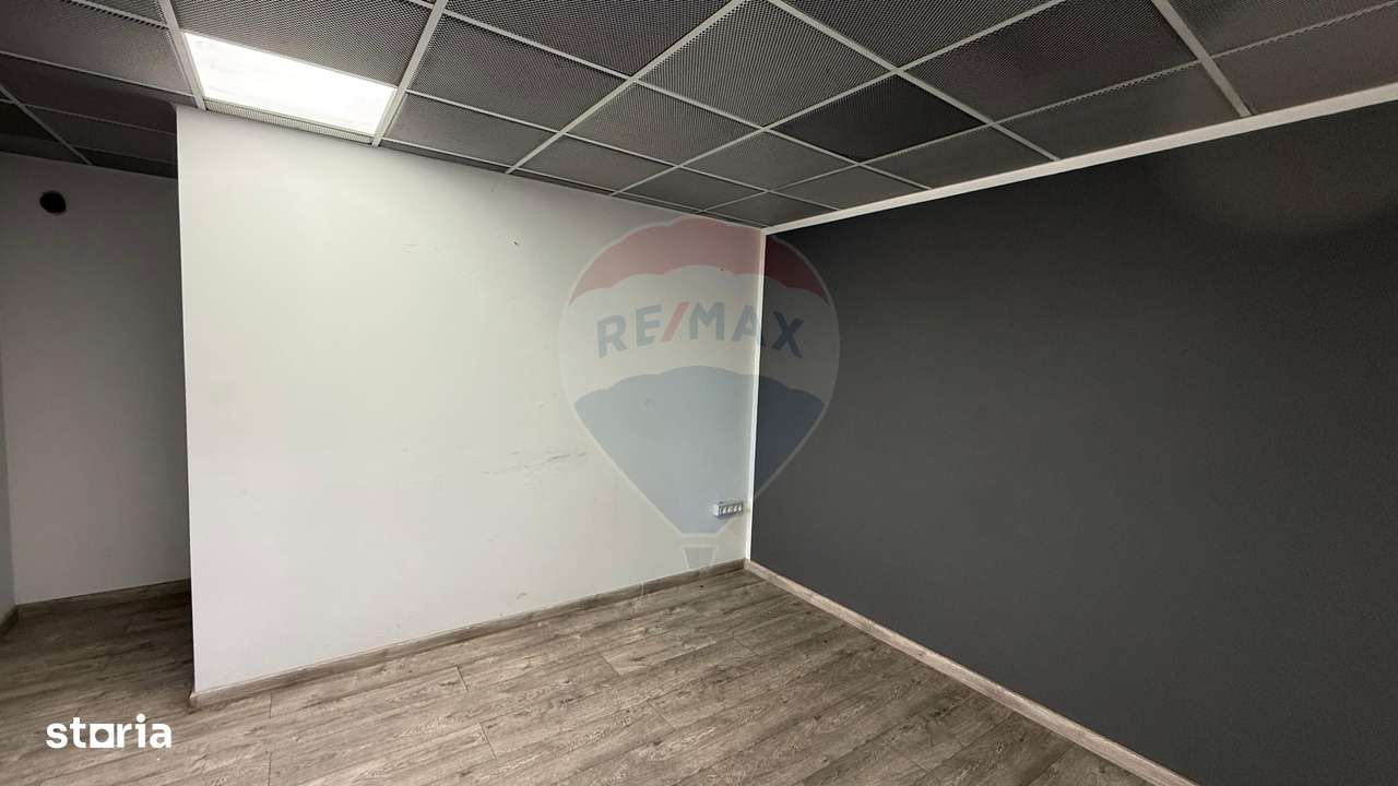 Service camioane și auto Șoseaua Surăii hală 400 mp - Imagine principală: 3/14