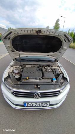 Volkswagen Passat 2.0 TDI SCR Trendline DSG - 20