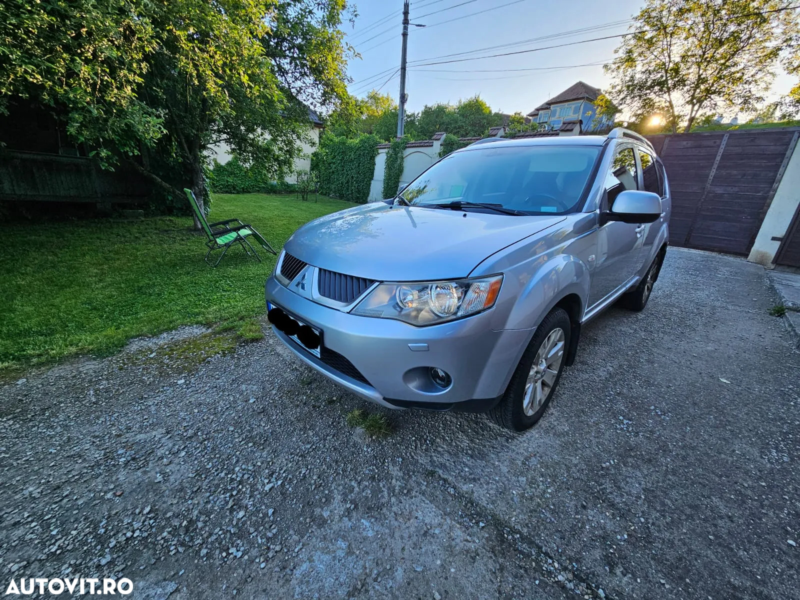 Mitsubishi Outlander - 23