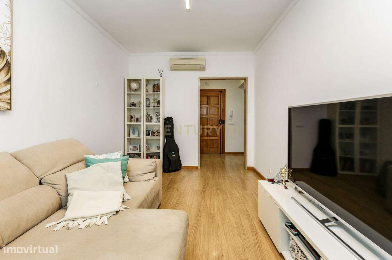 T3 com Garagem e Arrecadação em Benfica — Tudo o que Procura, à Sua Po - Grande imagem: 5/23