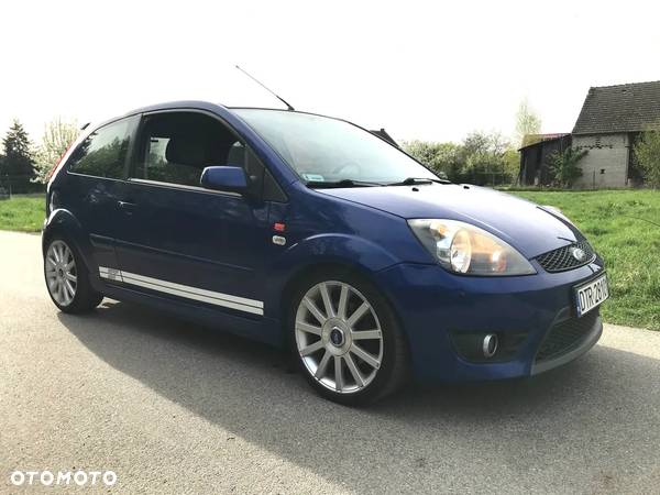 Ford Fiesta 2.0 ST - 6