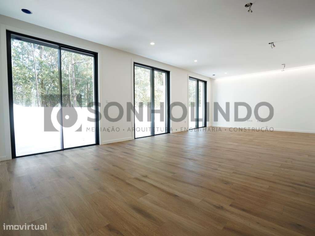 Apartamento T4 + escritório com luz direta, terraço com 153,10m2 e ...-5