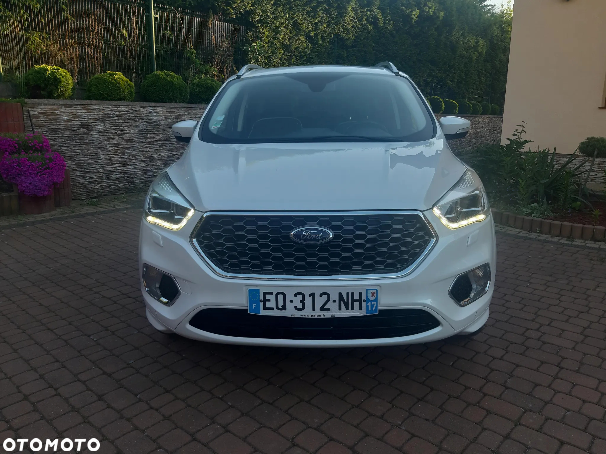 Ford Kuga 2.0 TDCi 4x4 Vignale - 13