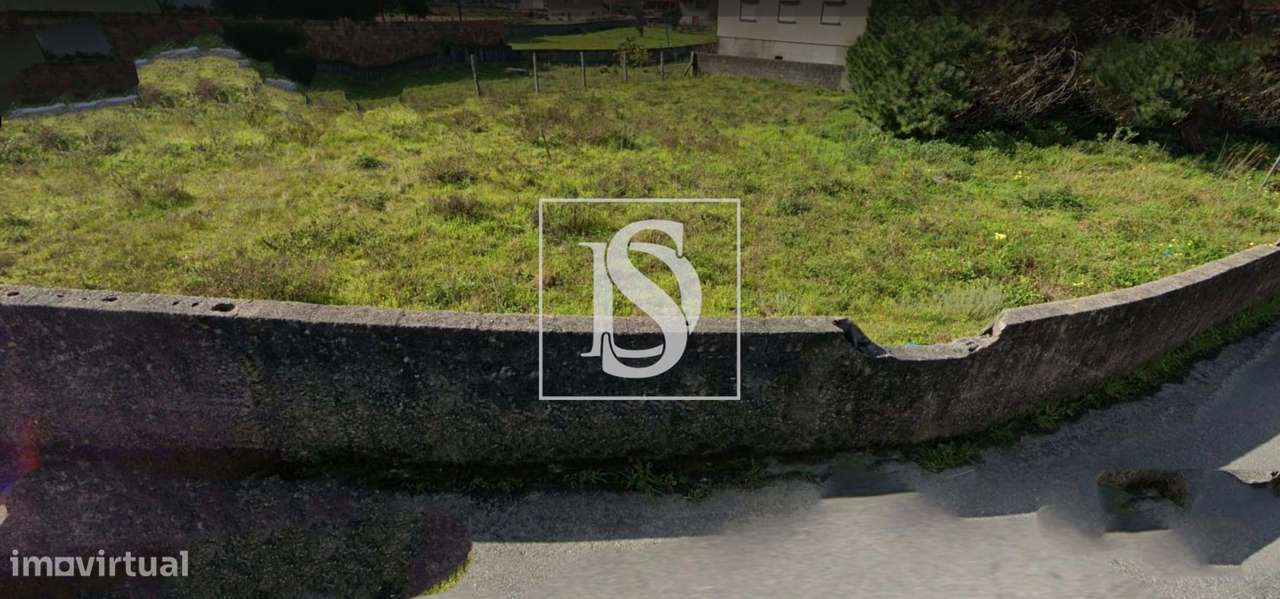 Terreno à Venda com Projeto Aprovado – 2 Moradias Geminadas Perto do M - Grande imagem: 4/11