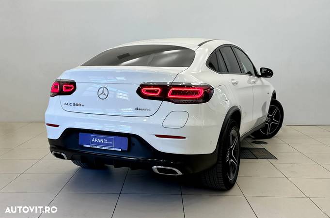 Mercedes-Benz GLC 300 e 4MATIC - 7