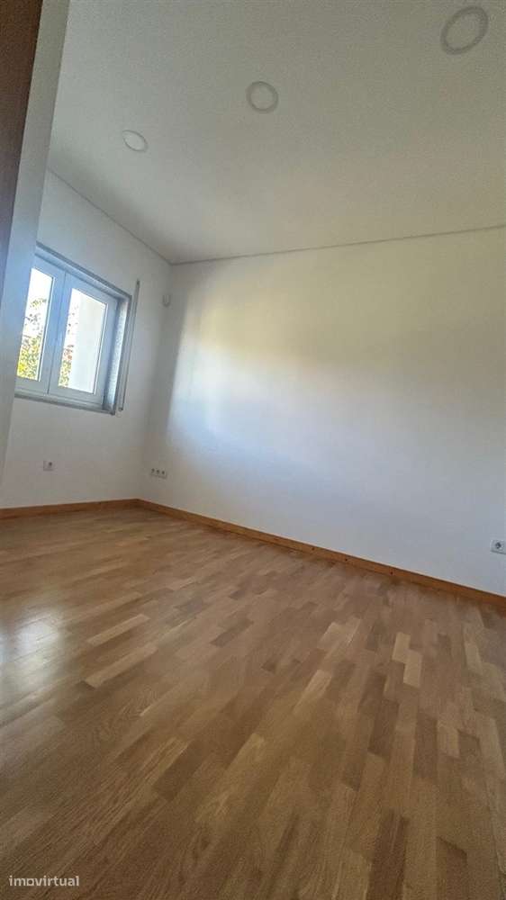 Moradia Isolada T3 Venda em Mafamude e Vilar do Paraíso,Vila Nova de G-7