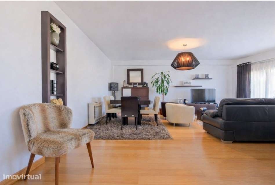 Apartamento T3 - Condomínio Luna Rio - Parque das Nações-16