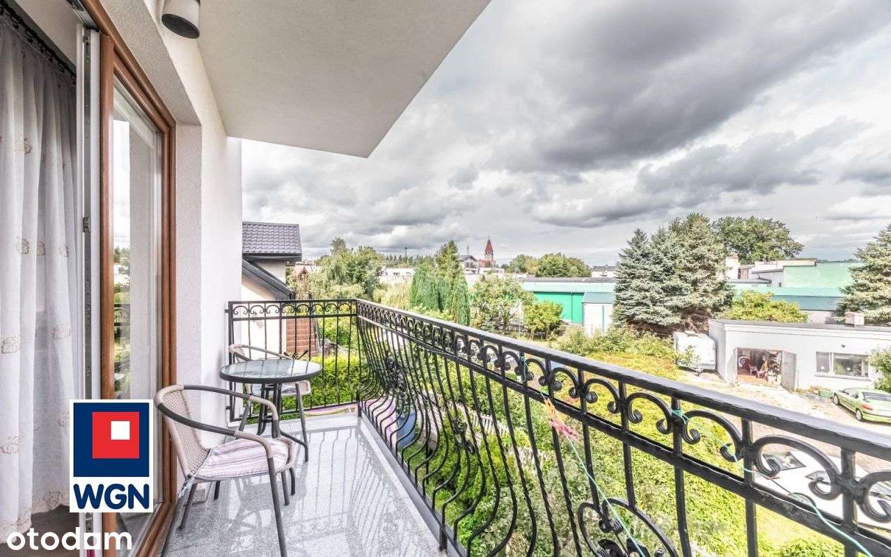 Pensjonat z 2 budynkami gościnnymi, basenem i jacu-8