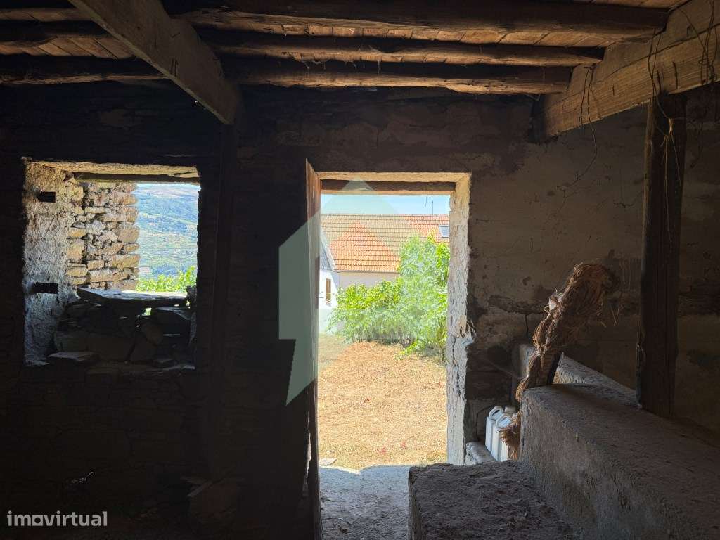 Casa de campo com projeto aprovado em Cidadelhe, Mesão Frio-13