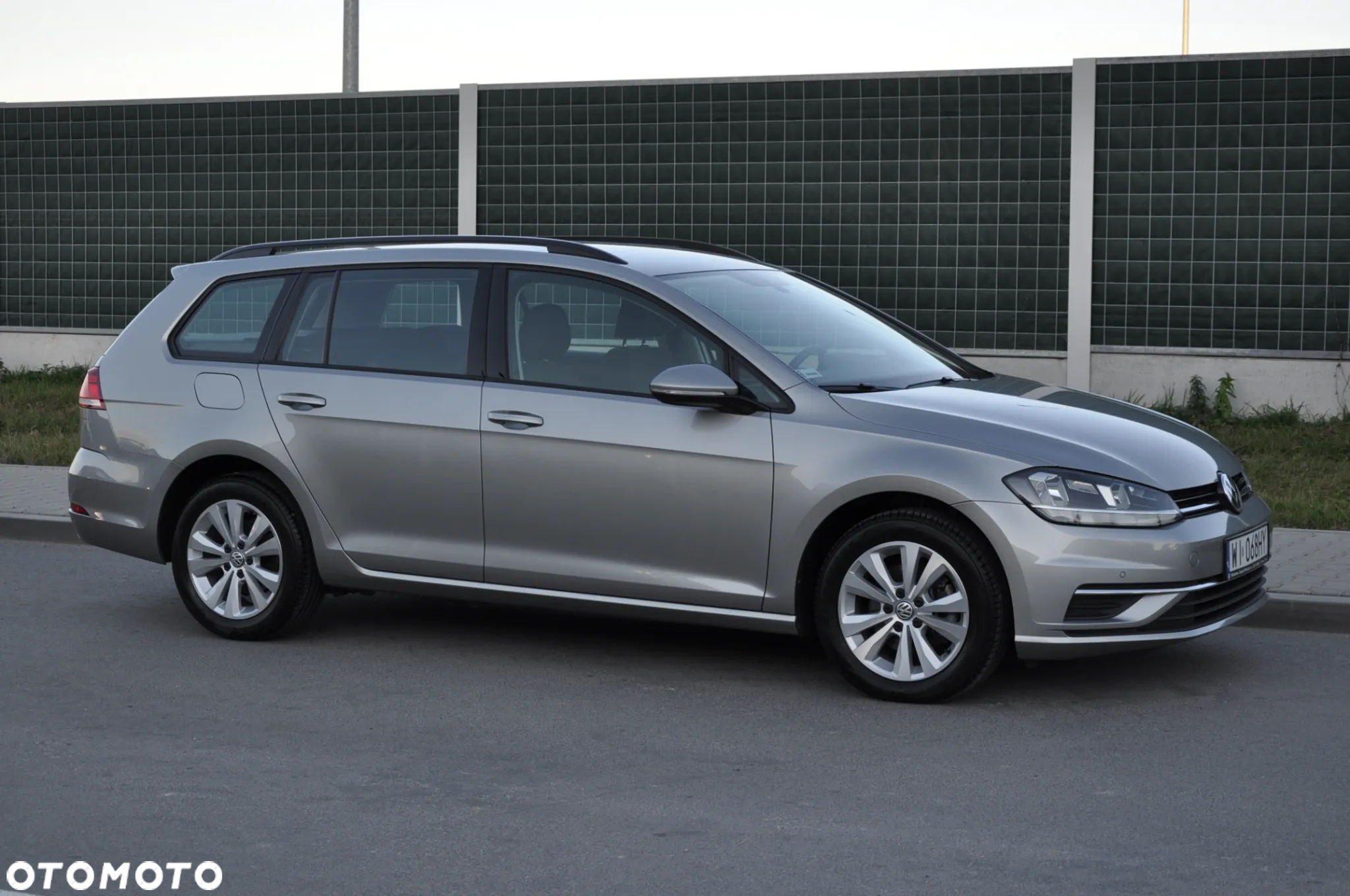 Volkswagen Golf VII 1.6 TDI BMT Comfortline - 23