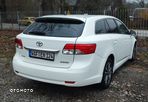 Toyota Avensis Combi 2.0 D-4D Comfort - 12