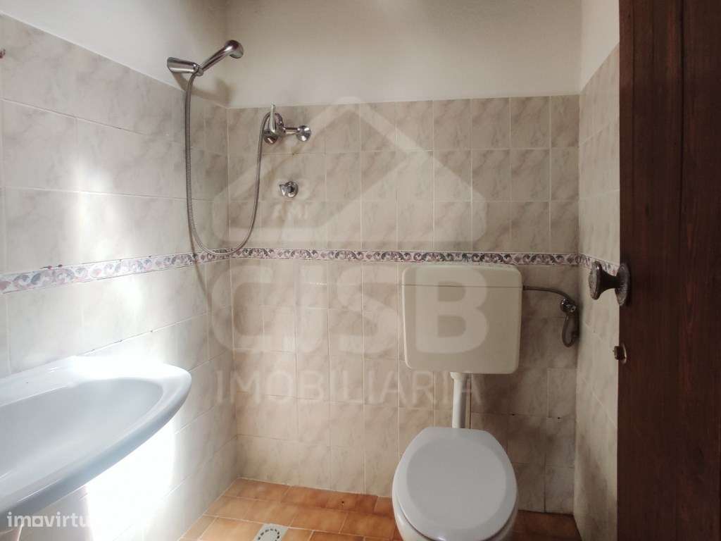 Moradia à Venda em Coruche - Valor Negociável-34