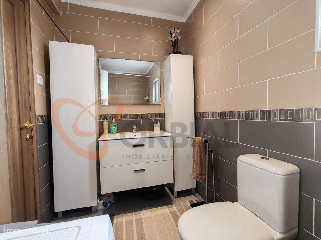 Apartamento T2 para venda com vista mar e piscina em Albufeira-15