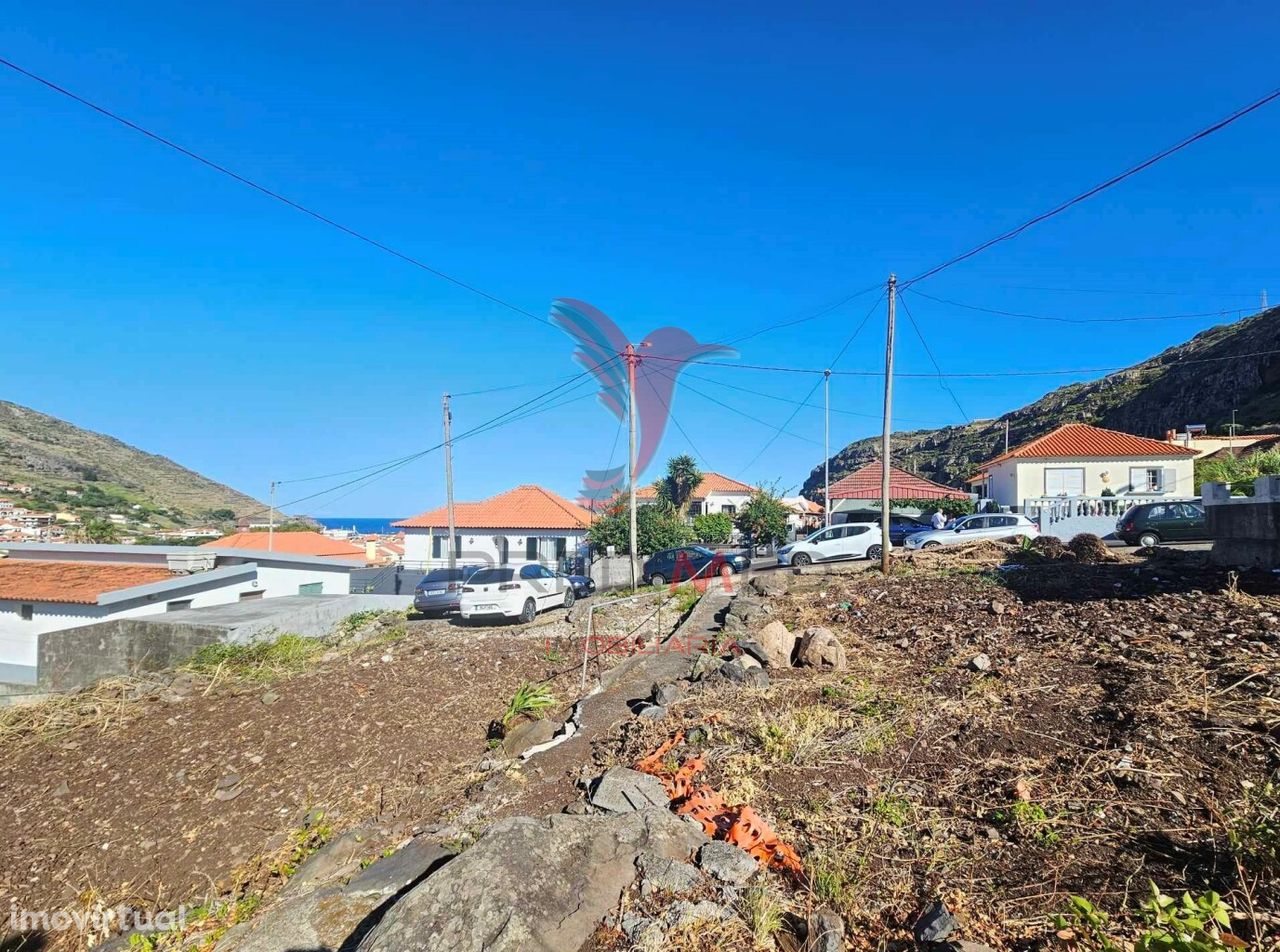 Terreno para construção no centro de Machico