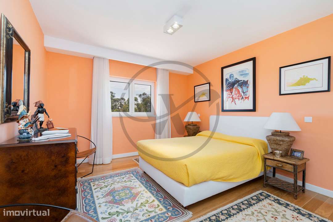 Moradia T5 Remodelada – Luxo no Resort Quinta da Penha Longa-15