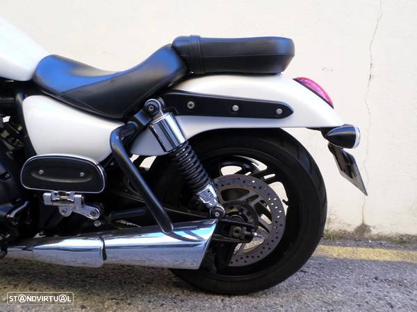 Triumph Thunderbird Storm - 11