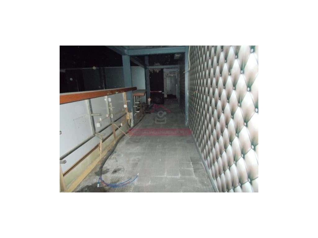 Prédio P/ comércio adequado a bar/discoteca - Aradas - Aveiro-6