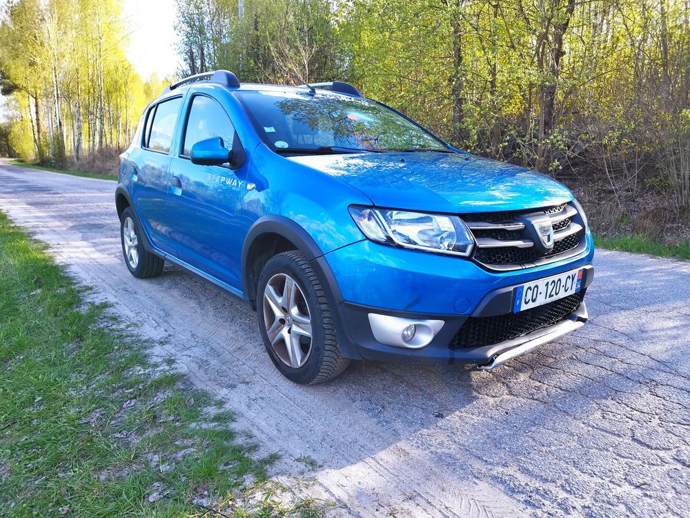 Dacia Sandero II dCi 90 (S&S) Celebration 2013