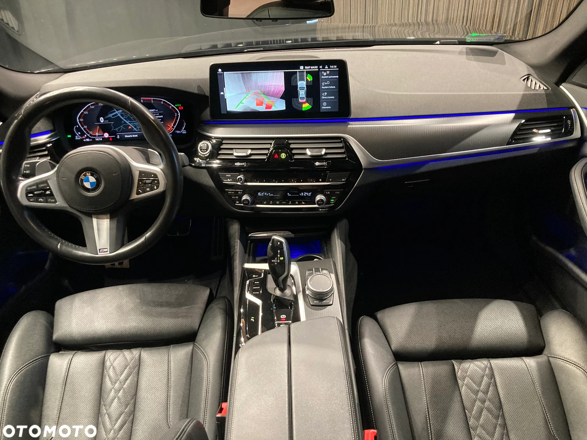 BMW Seria 5 518d M Sport - 11