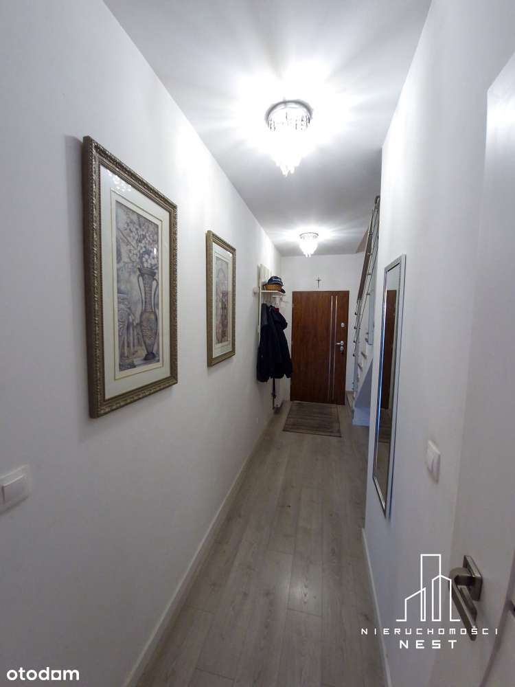 Bliźniak z garażem i ogródkiem-2