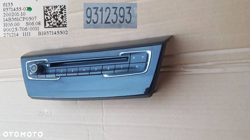 BMW 218d seria 2 F45 Active Tourer panel sterowania radia dekor radio navi - 1