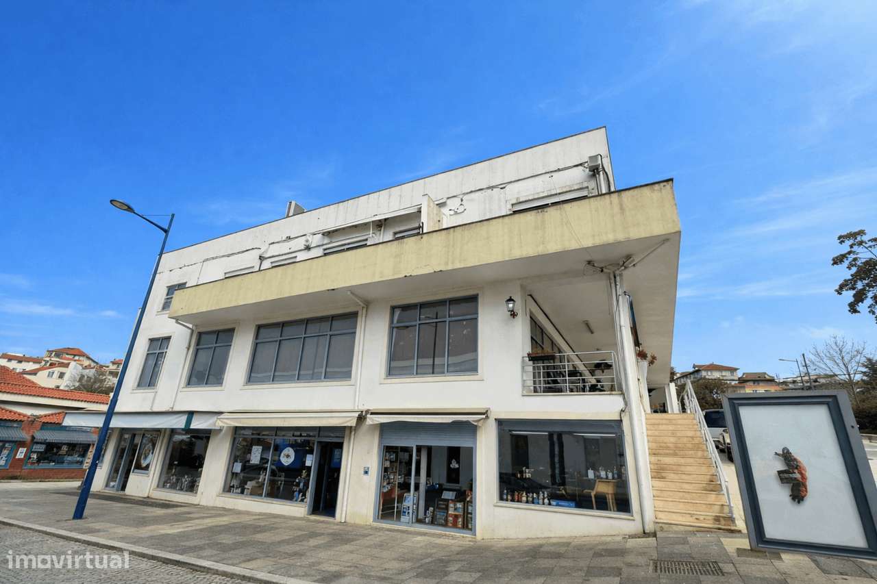 Imóvel Comercial - Restaurante e Café no Luso-18