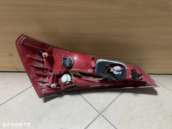 Lampa prawy tył tylna prawa Audi Q5 8R0945094 - 3