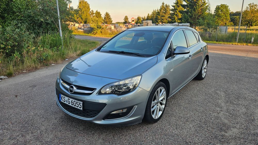 Opel Astra J (2009-2019) 1.4 T Cosmo 2013