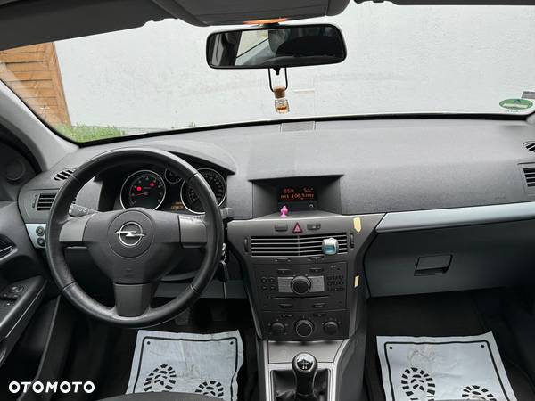 Opel Astra 1.8 Edition - 13