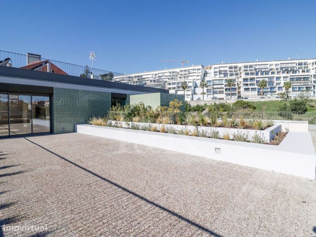 Penthouse T4+1 com terraço, piscina e vista rio no Dafundo, Oeiras-6