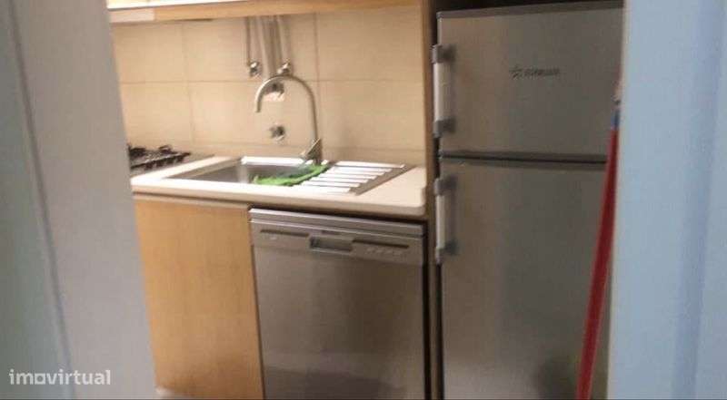 Arrendo T2  Mobilado - Grande imagem: 4/7