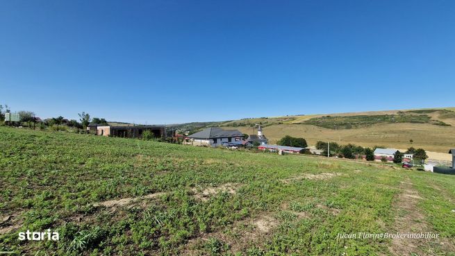 Teren Vanatori, loc de casa, utilitati-2