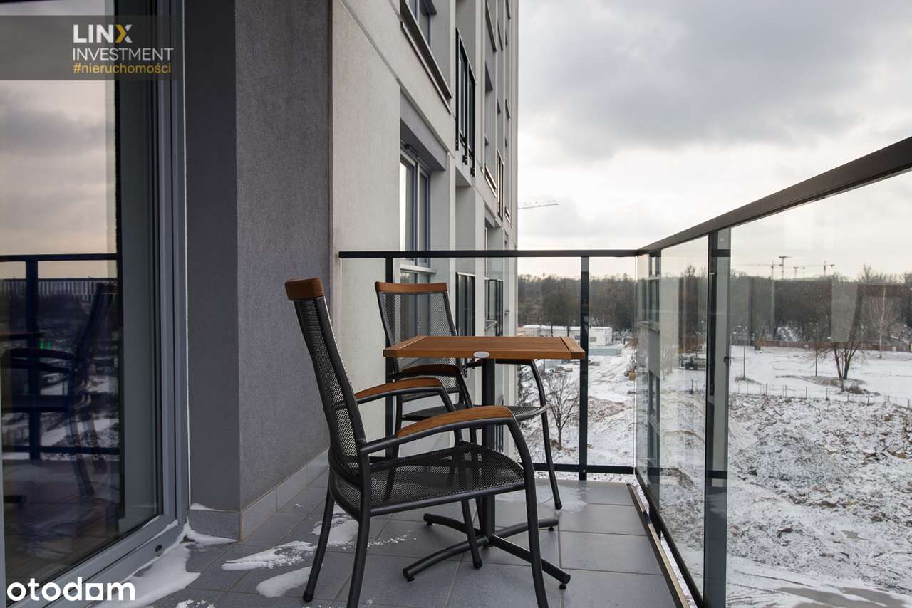 Funkcjonalne 35,76 m2 z osobną sypialnią przy Al.29 Listopada-11