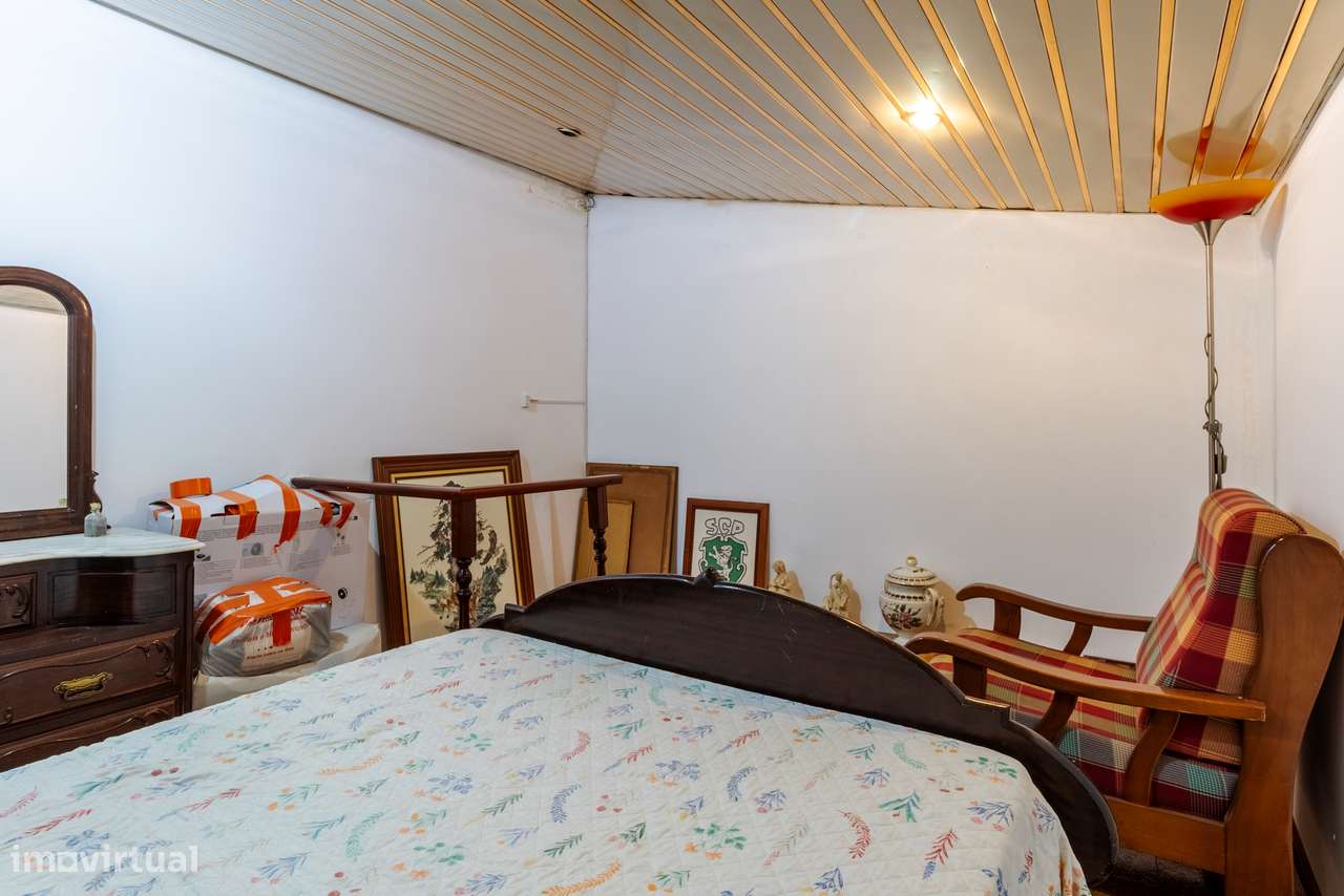 Apartamento T2+1 com Vista Desafogada | Cacém-35