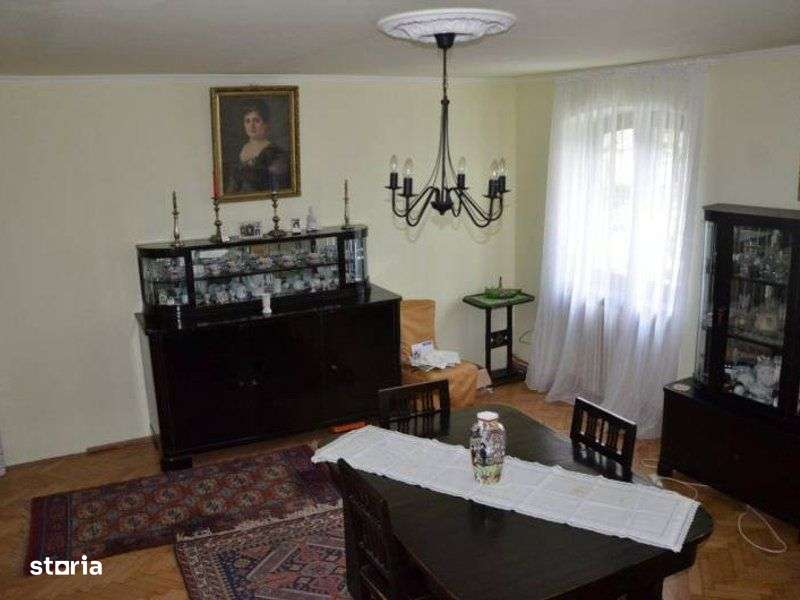 ARMENEASCA - UNIVERSITATE  - 6 camere stradal, locatie deosebita-8