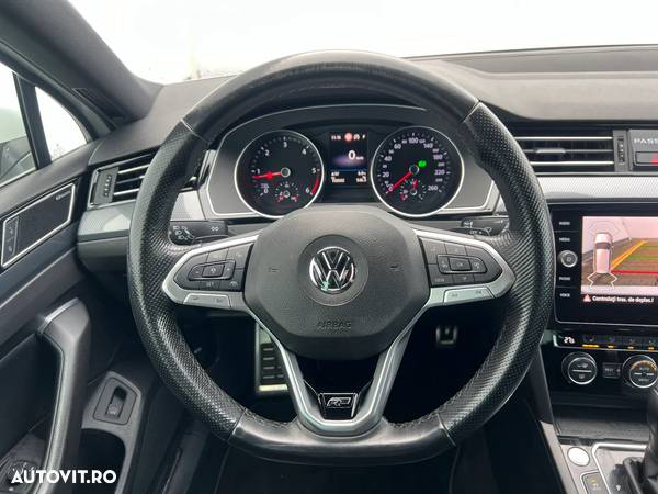 Volkswagen Passat Variant 2.0 TDI DSG 4Motion R Executive - 15