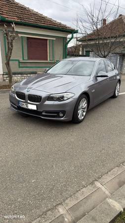 BMW Seria 5 520d AT - 2