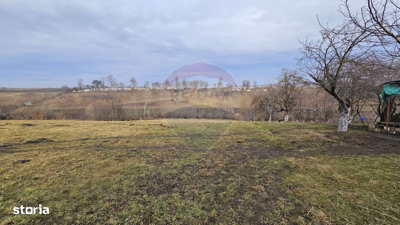 Teren 2,971mp intravilan Stroiesti-Suceava-Bucovina - Imagine principală: 4/15