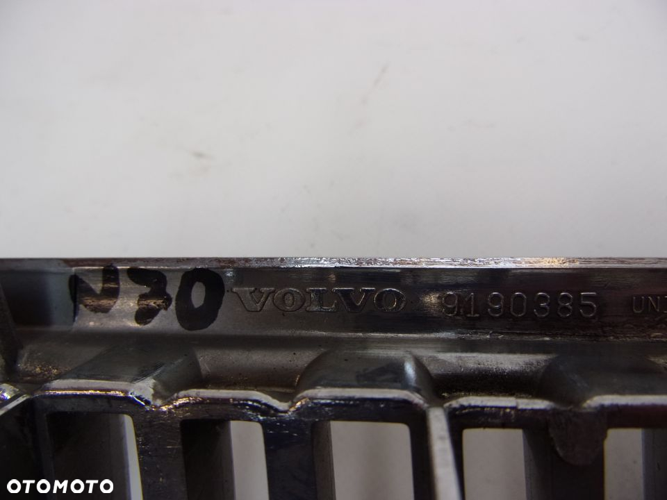 VOLVO V70 II GRILL ATRAPA ZDERZAKA 9190385 - 6