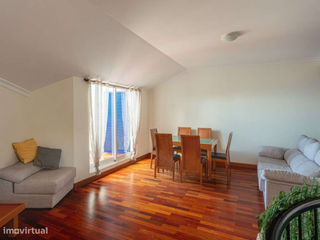 Duplex T4 no último andar, Praia Formosa-10