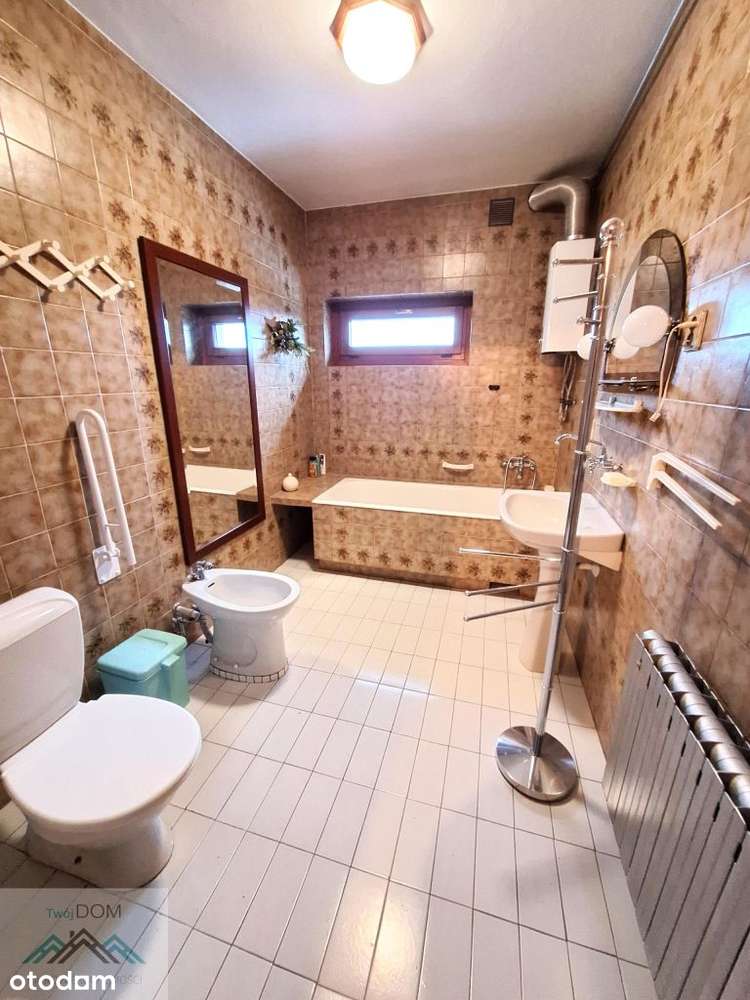 Dom gotowy do zamieszkania w centrum Bukowna-12