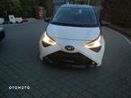 Toyota Aygo x.shift x-play connect - 11