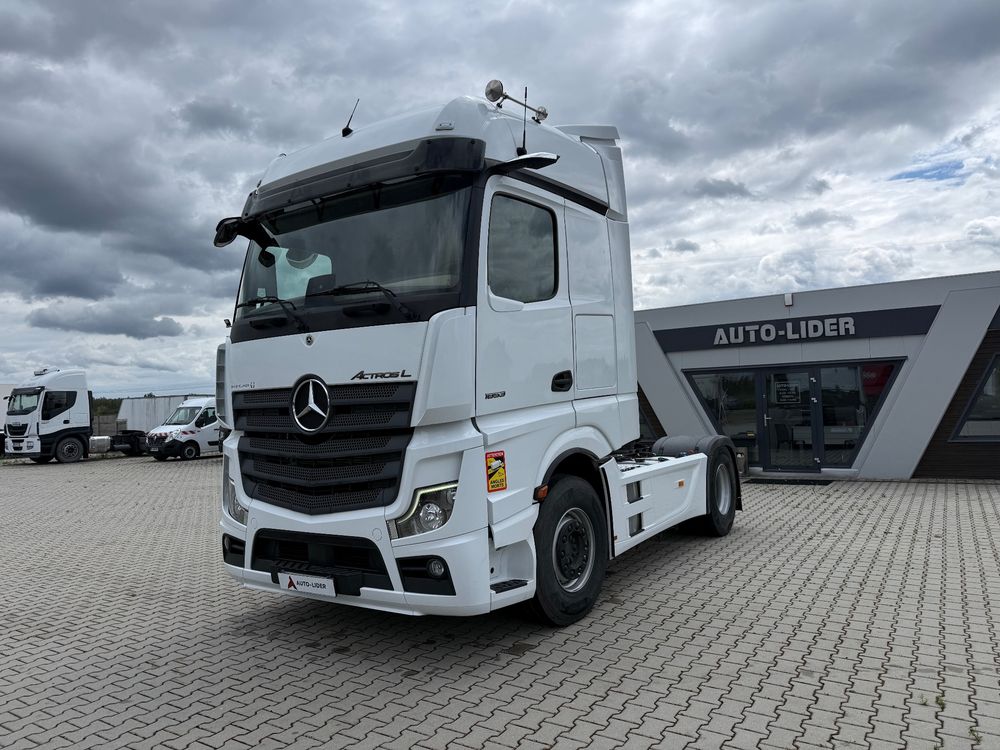 Mercedes-Benz Actros 2022