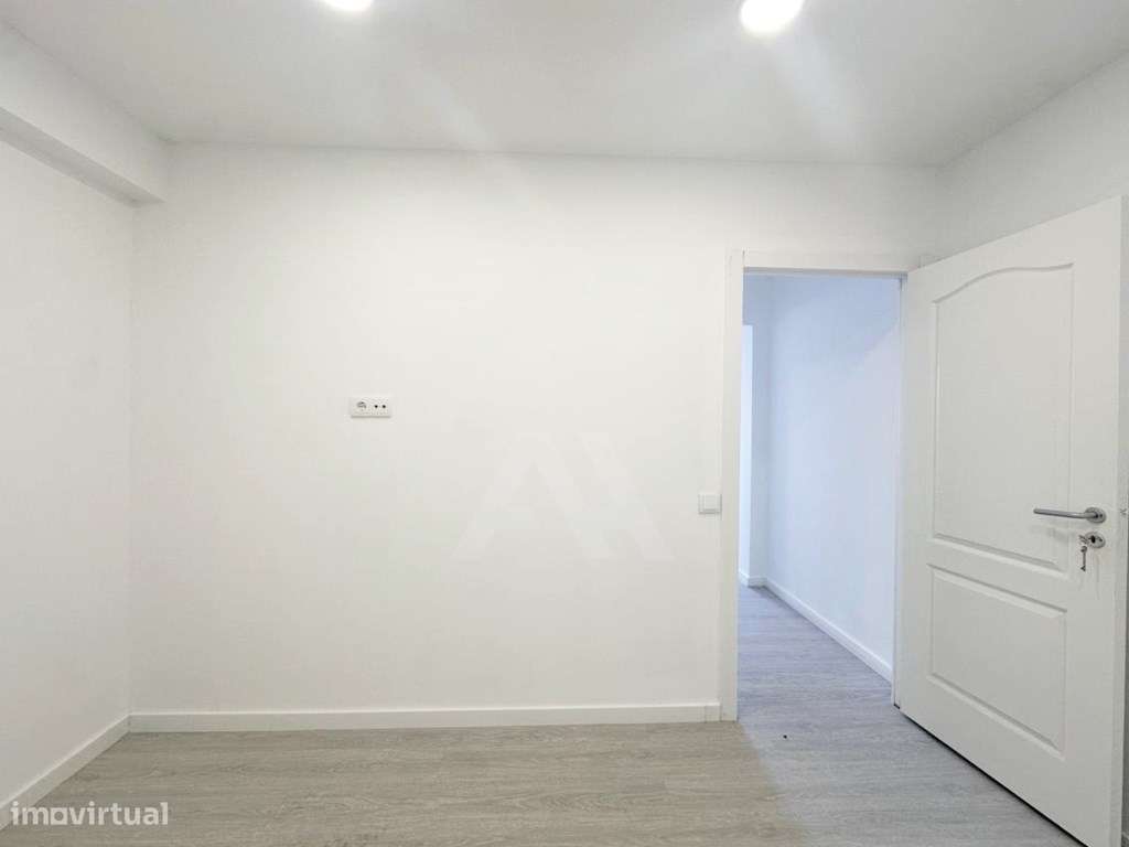 Apartamento T1 na Abrunheira com Água e Luz Incluídas - Grande imagem: 5/22