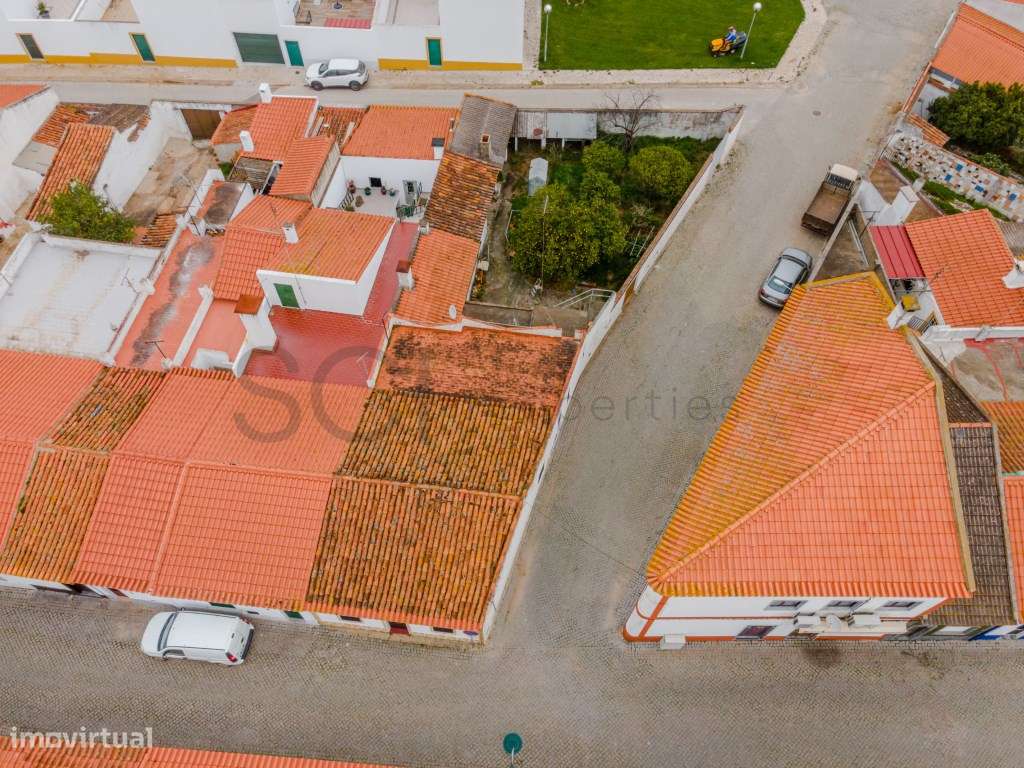 Moradia T5 com um potencial enorme, em Vila Nova de São Bento... - Grande imagem: 3/29