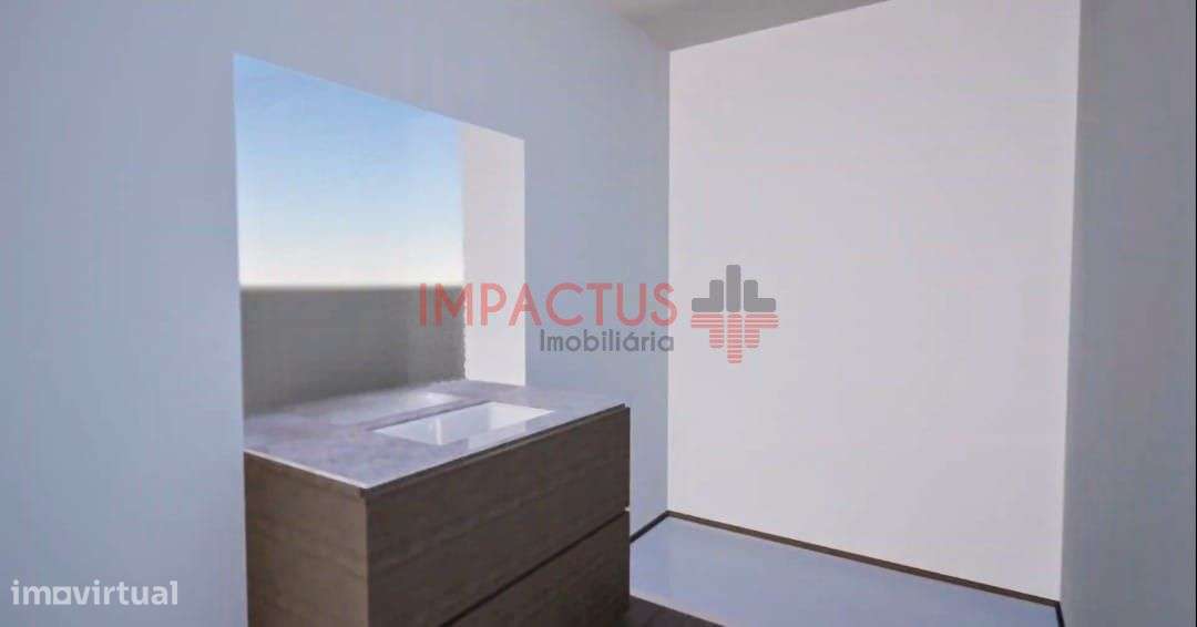 Apartamento T2 com terraço junto ao Metro - Grande imagem: 4/16