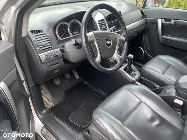 Chevrolet Captiva - 8