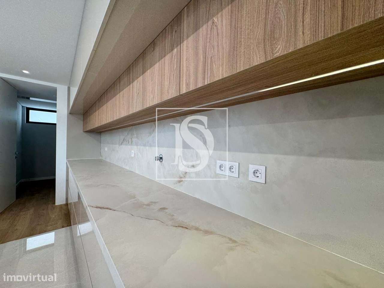 Moradia T3 com acabamentos de luxo em Barcelos - Grande imagem: 4/33